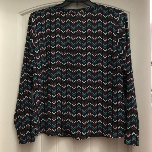 Candie’s Blue/Purple Chevron Top - Picture 4 of 4